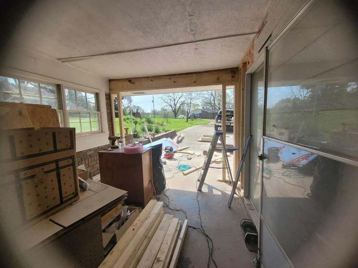 Air movers and dehumidifier for Water Mitigation Services in Palmetto Estates